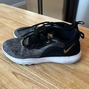 Nike Flex TR9 black and gold sneakers